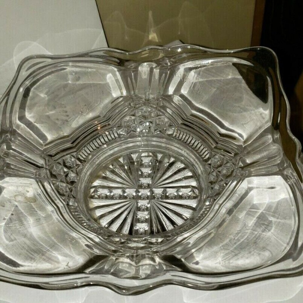 Decorative Clear Glass Bowl Or Candleholder 7-3/4" Square VTG